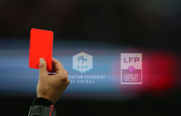 Homophobie Dans Le Football : Le Collectif Rouge Direct Cesse Ses ...